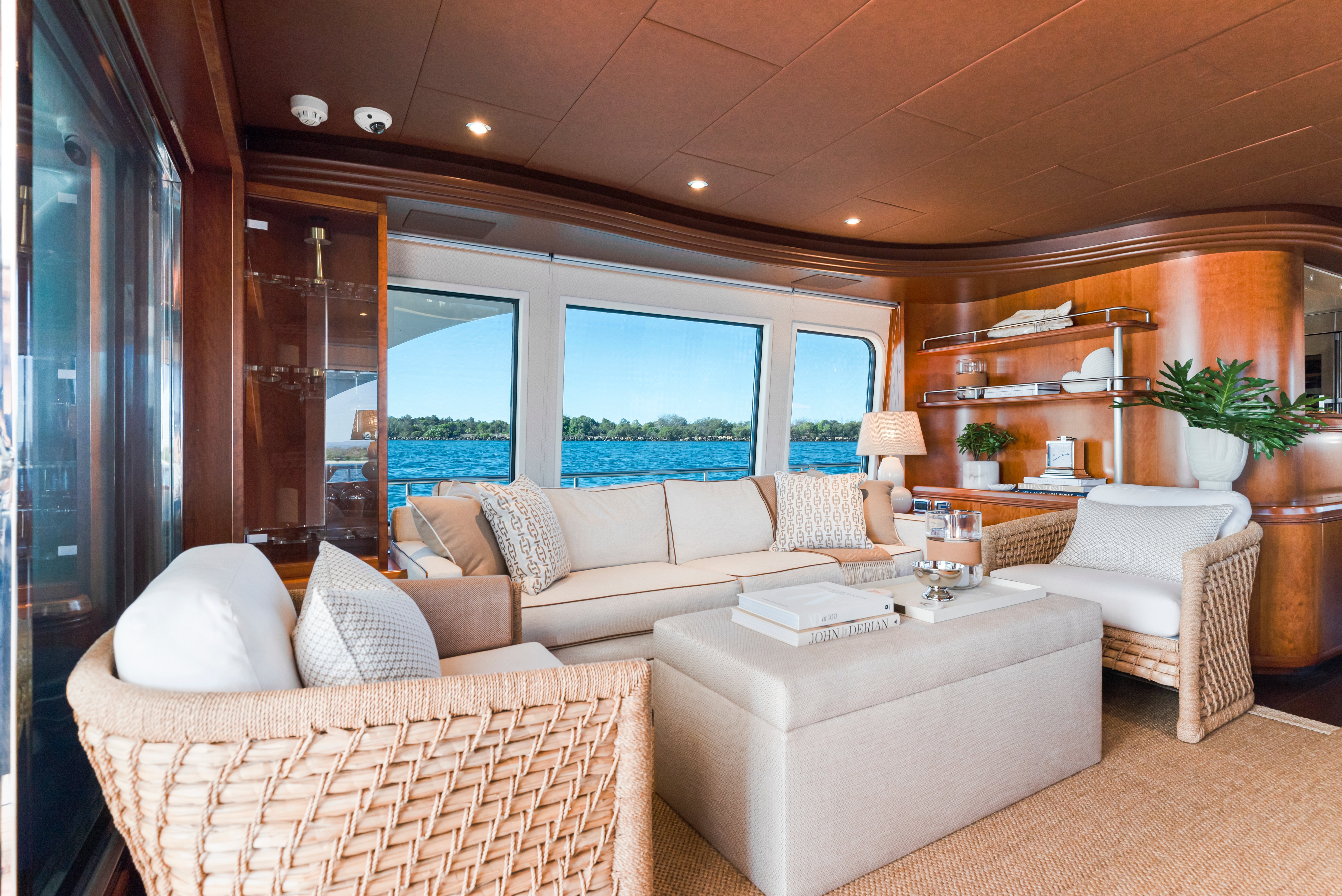 Aurora Luxury Superyacht Hire Sydney