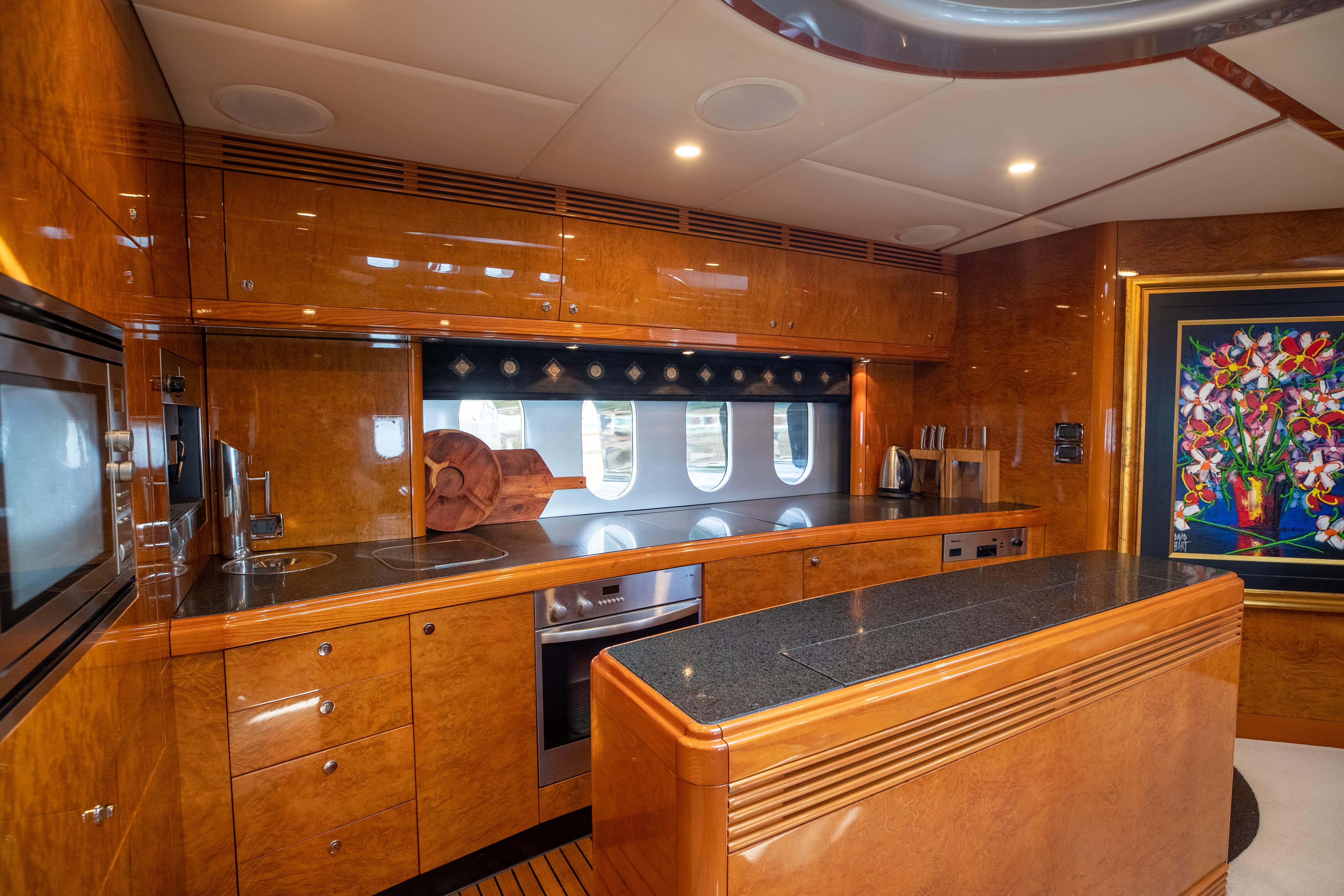 Bella Lacqua Luxury Boat Sydney