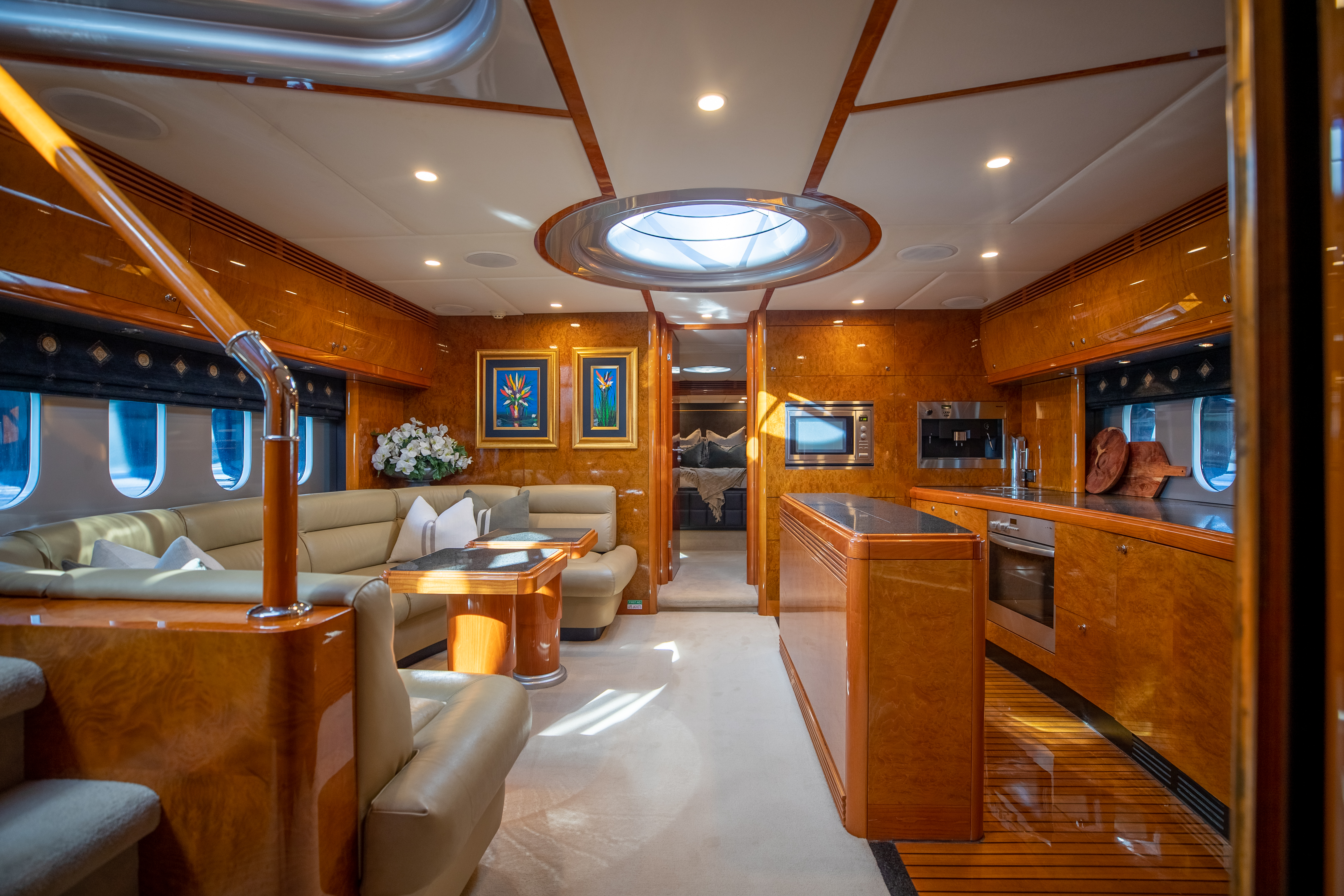 Bella Lacqua Luxury Boat Sydney