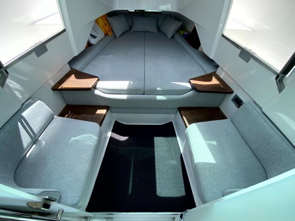 CHEEKY II Luxury Yacht Sydney