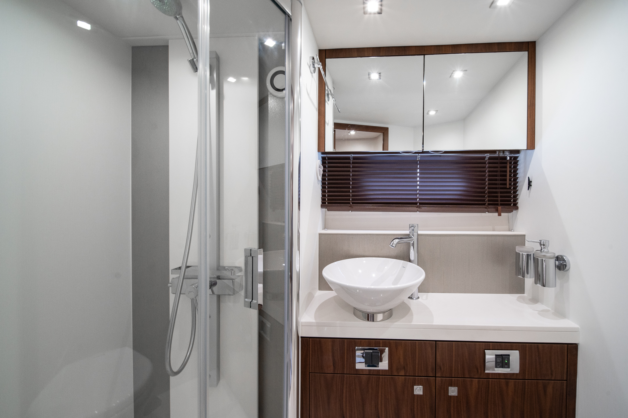 Como Luxury Yacht Hire Sydney