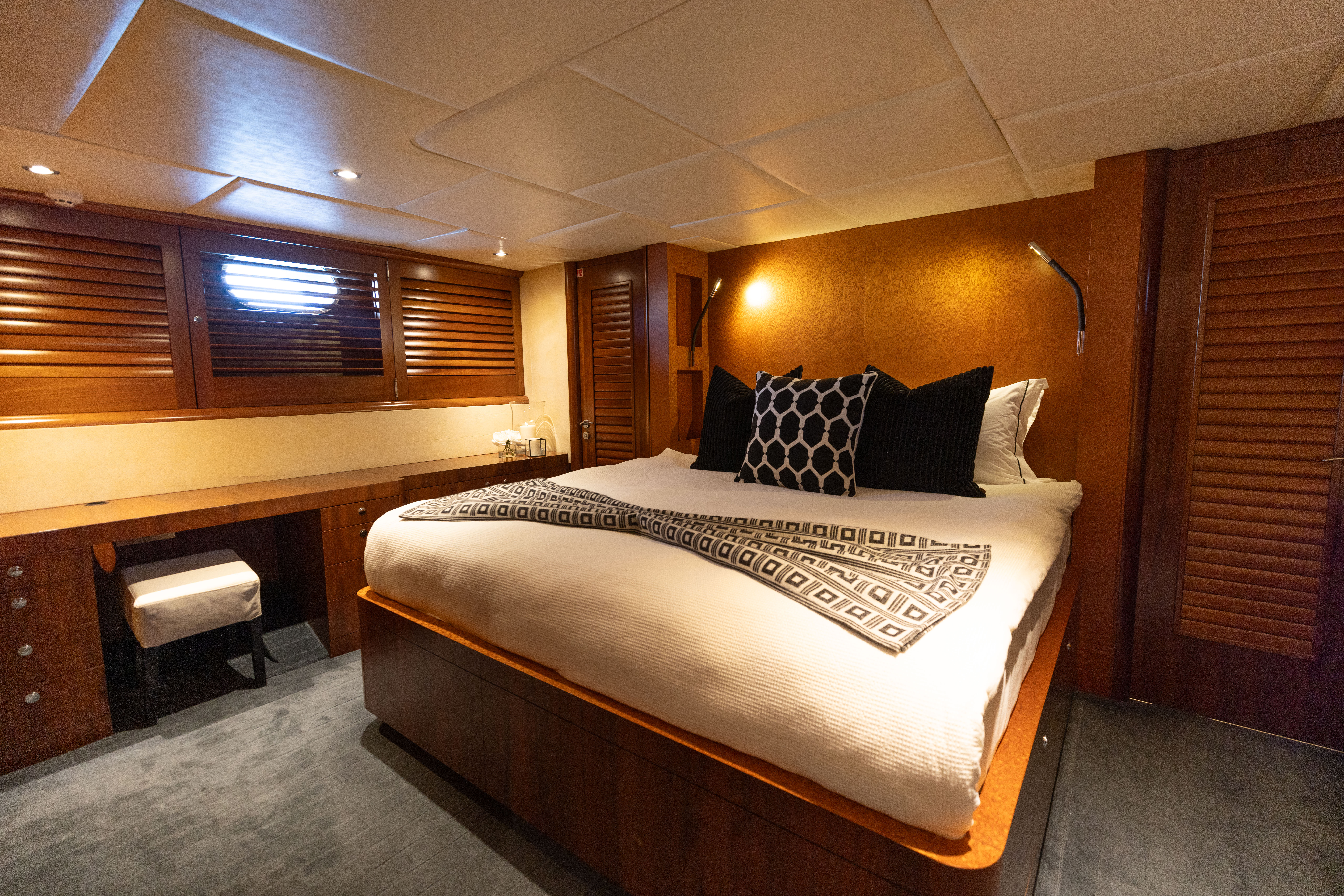 Element luxury boat Sydney