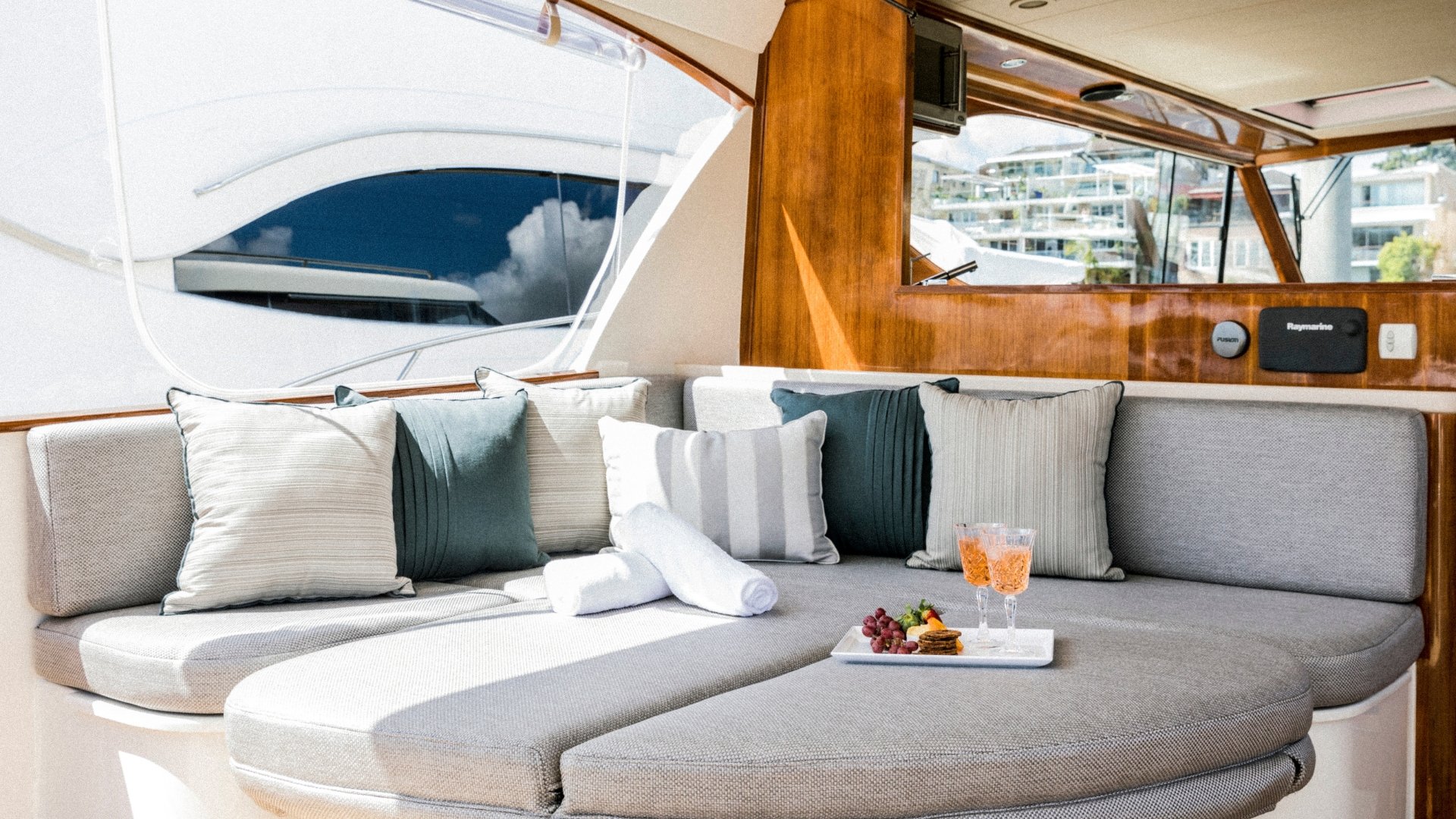 Felix Luxury Boat Sydney