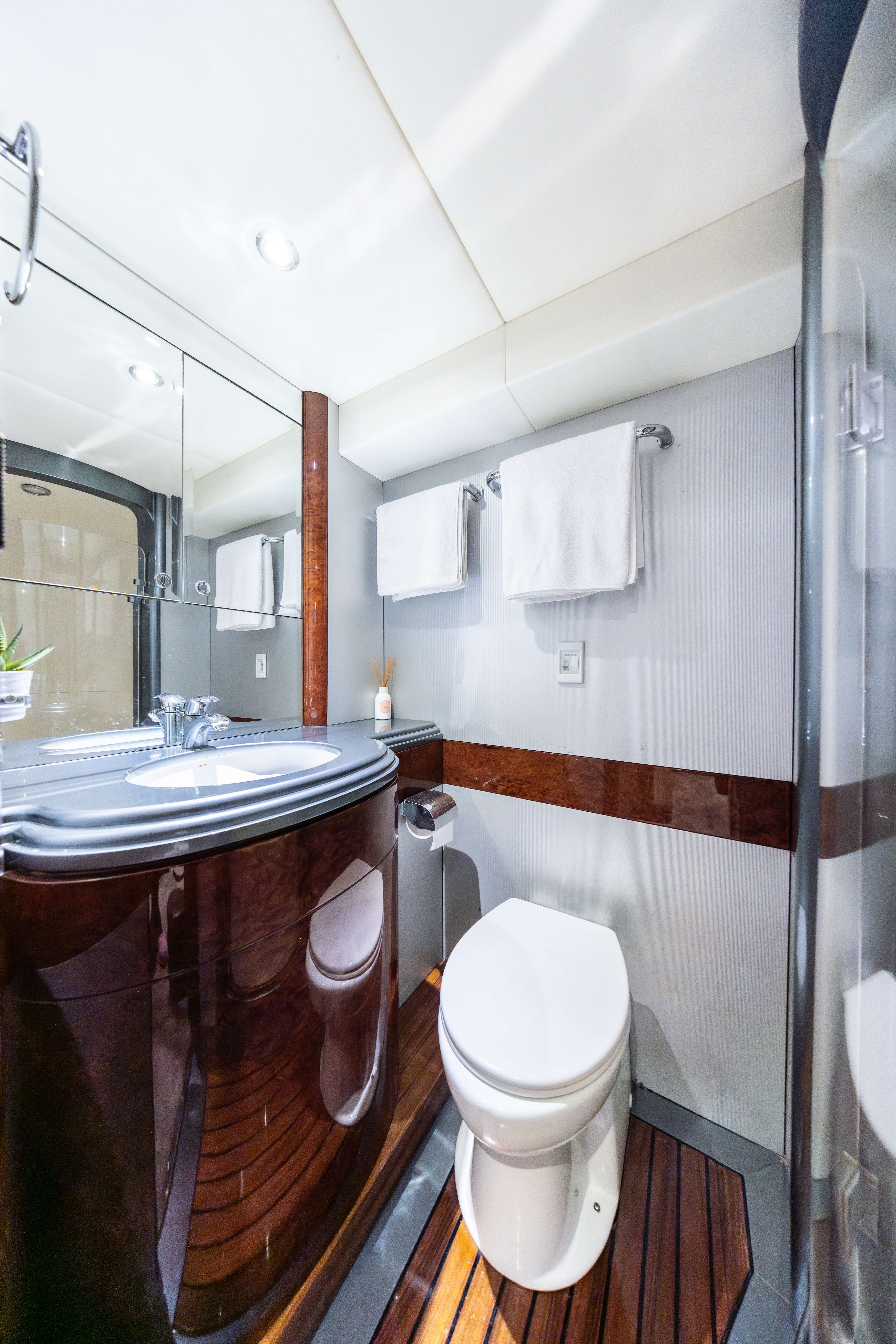 Gravity Luxury Yacht Hire Sydney