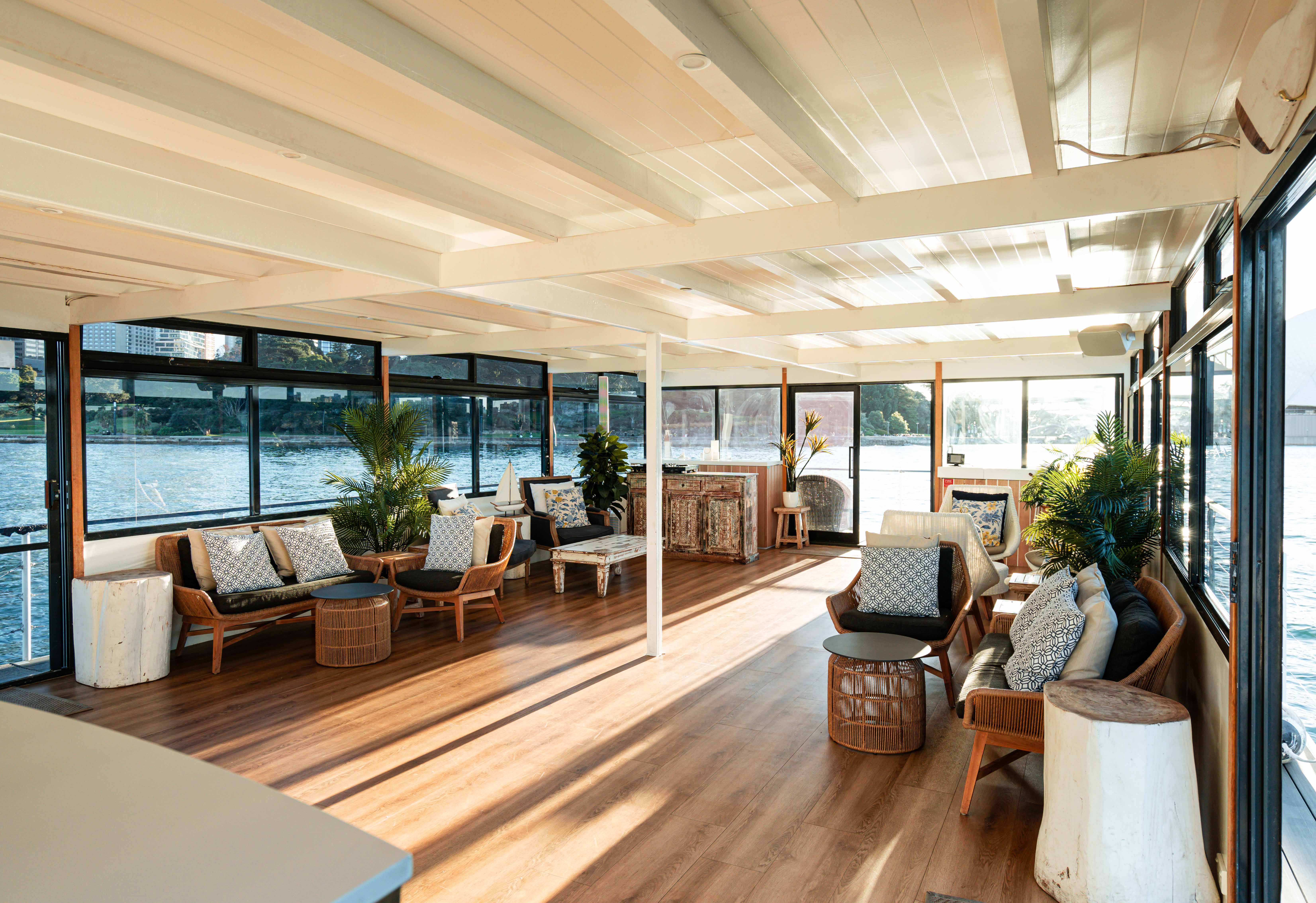Hamptons Sydney Luxury Function boat Sydney
