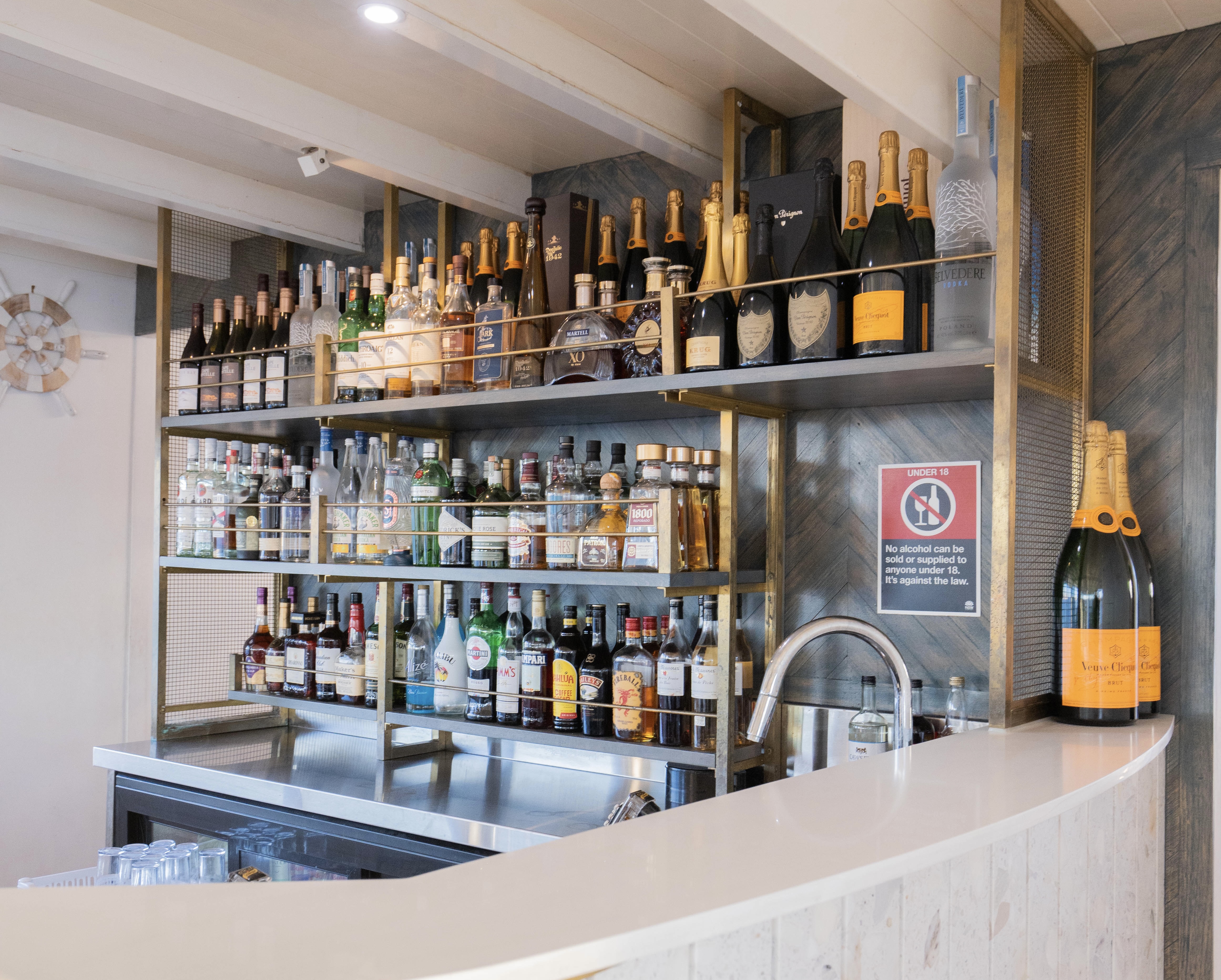 Hamptons Sydney Luxury Function boat Sydney