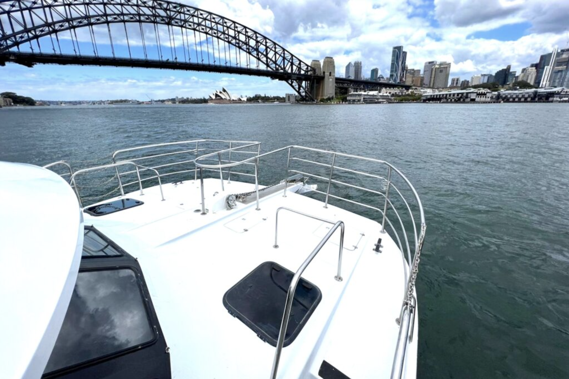 Heaven Luxury Boat Hire Sydney