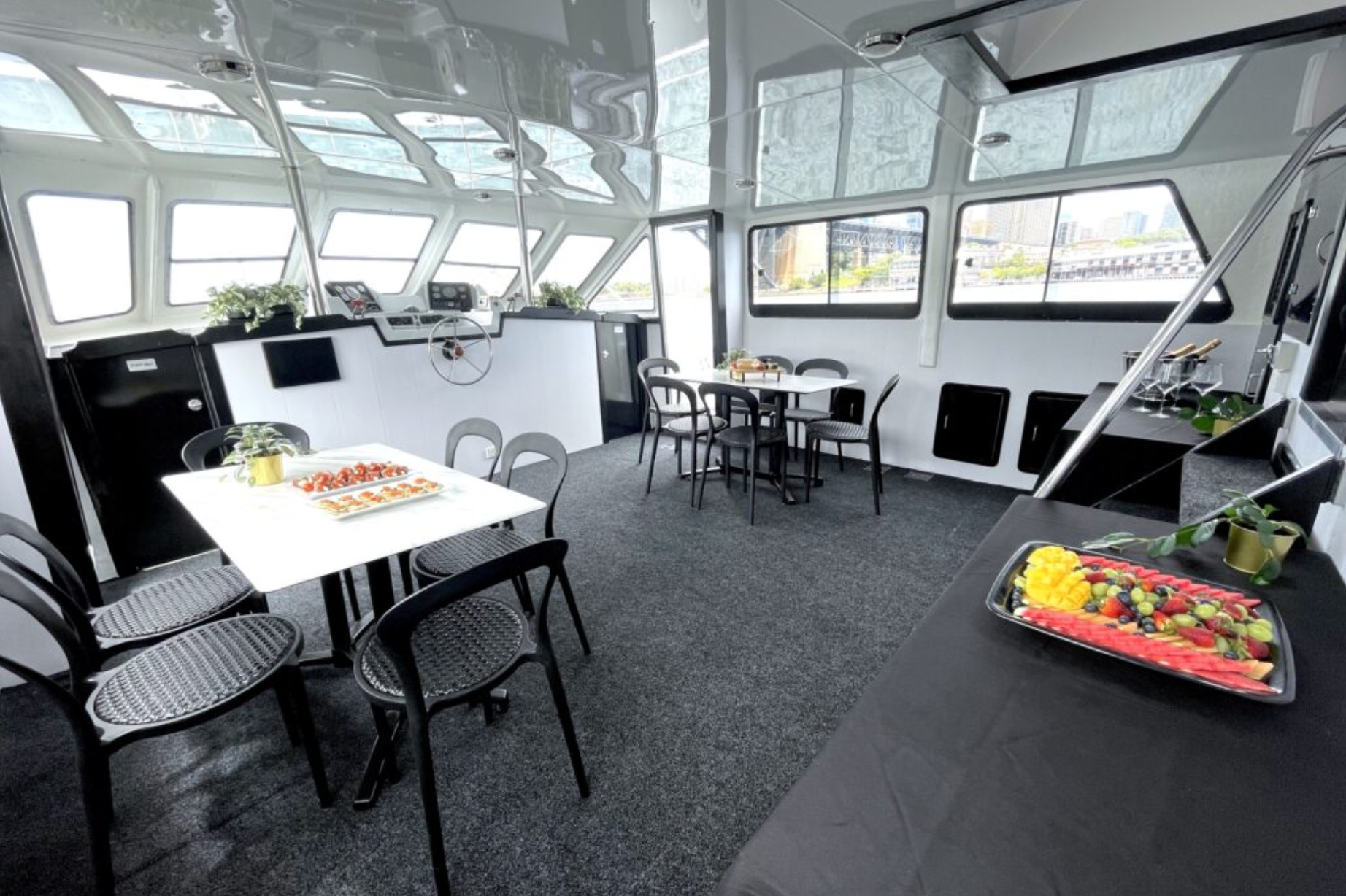 Heaven Luxury Boat Hire Sydney