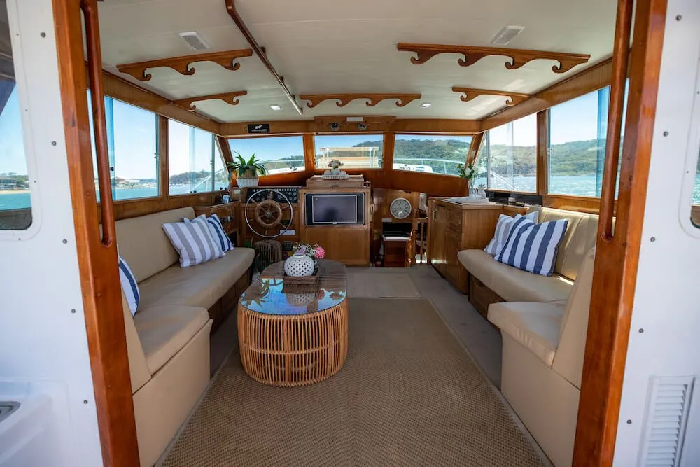 Highlander Luxury Boat Sydney