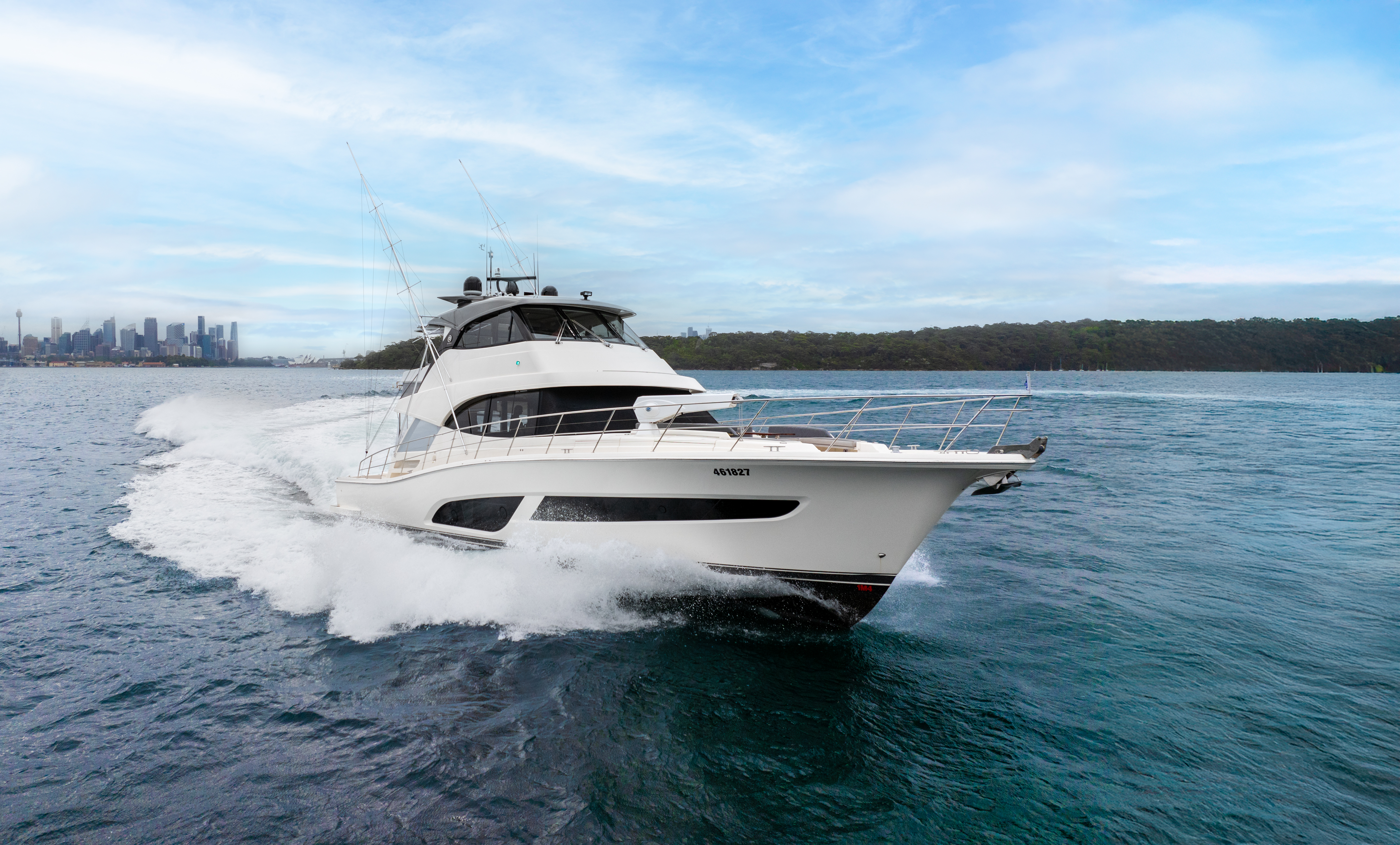 Isola Luxury Yacht Hire Sydney