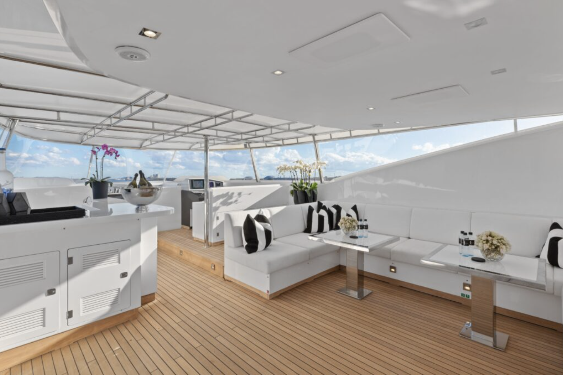Impulsive Luxury Superyacht Sydney