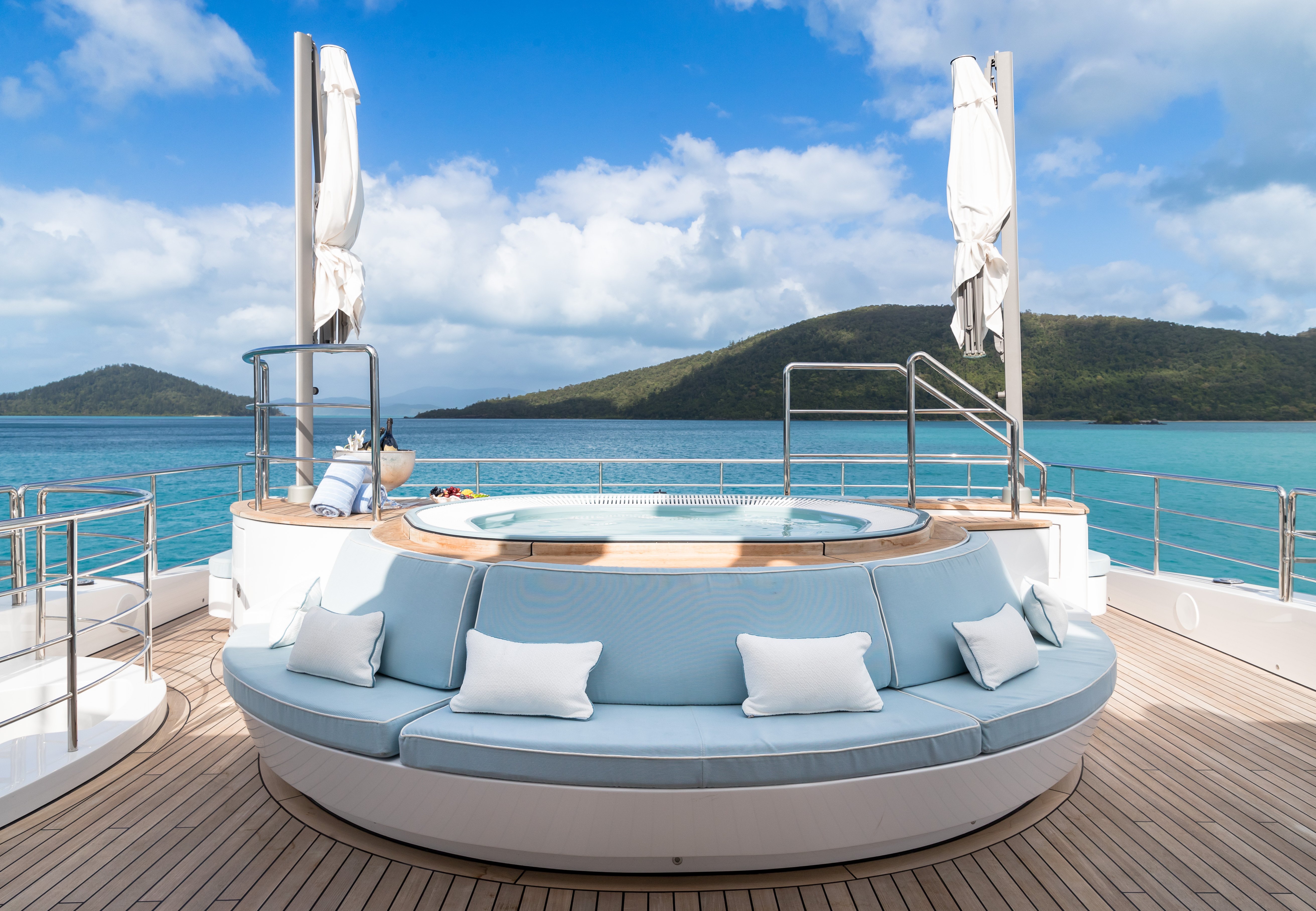 MISCHIEF Luxury Superyacht Sydney