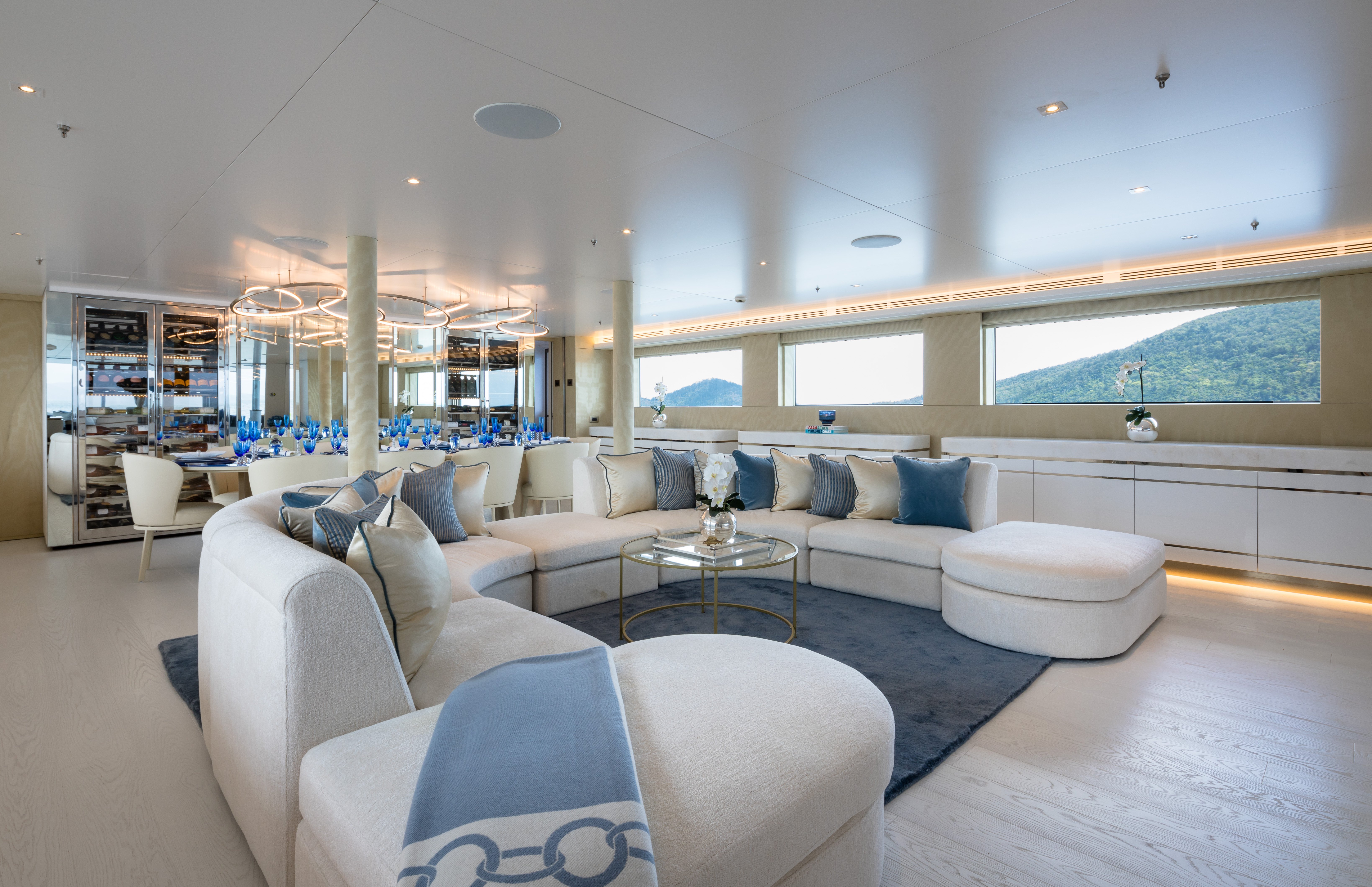 MISCHIEF Luxury Superyacht Sydney