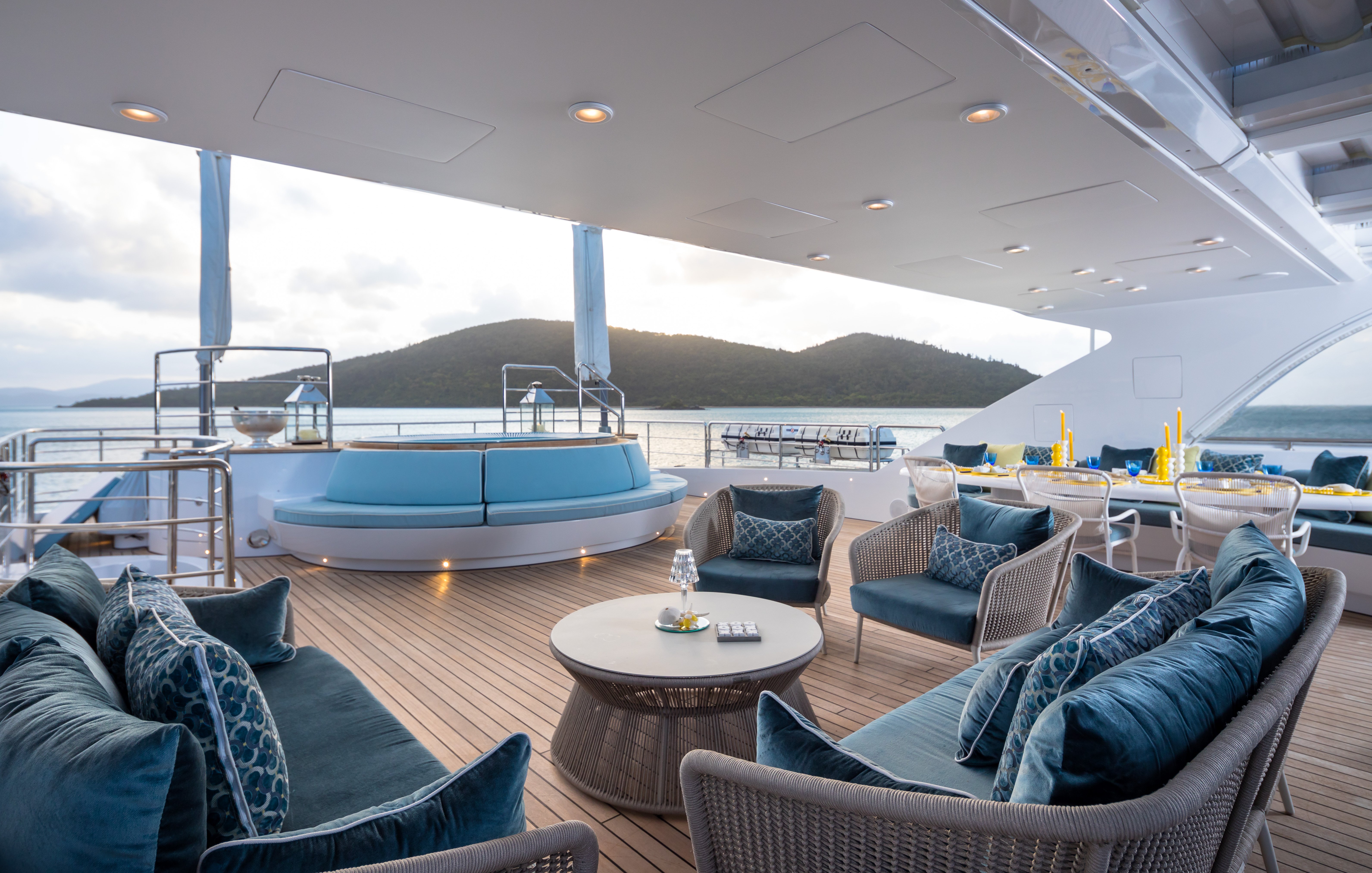 MISCHIEF Luxury Superyacht Sydney