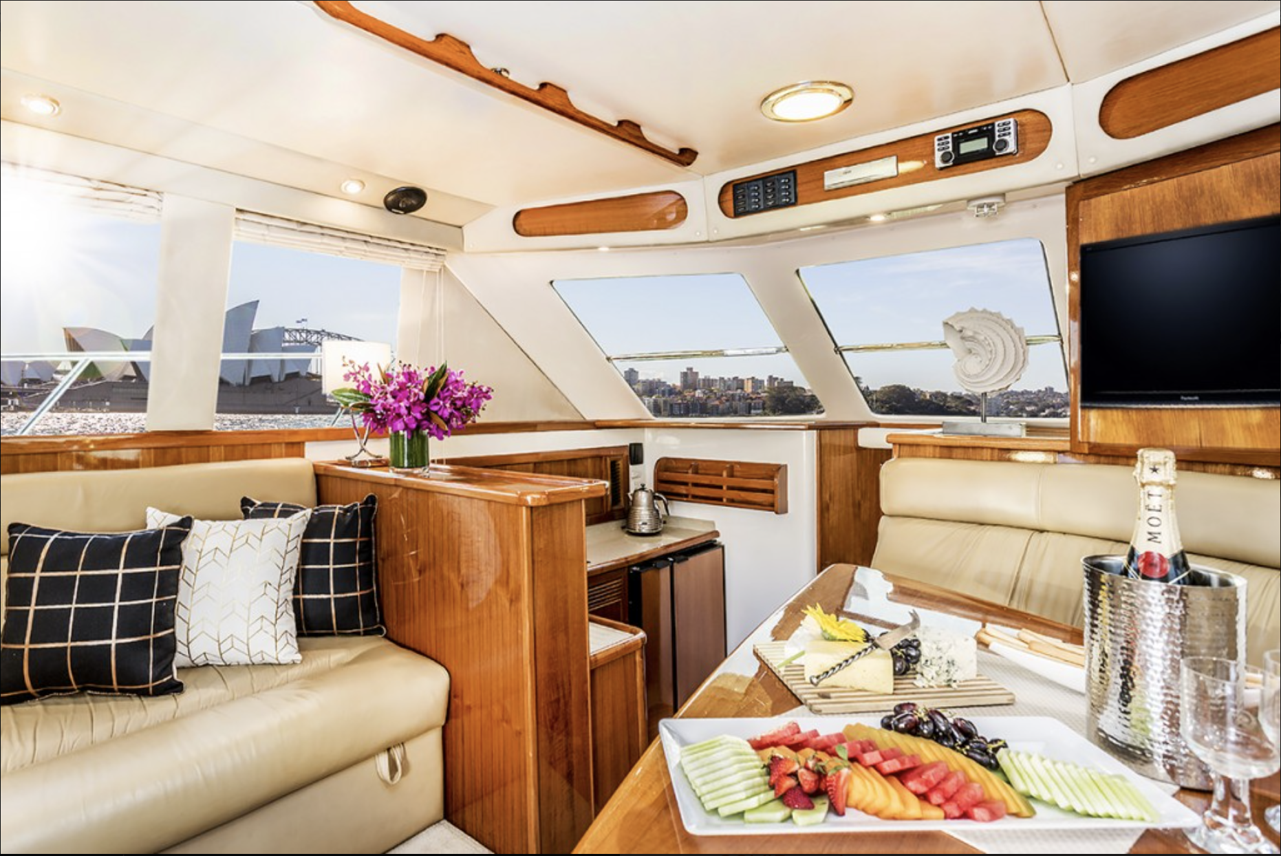 Ocean Blue Luxury Yacht Sydney