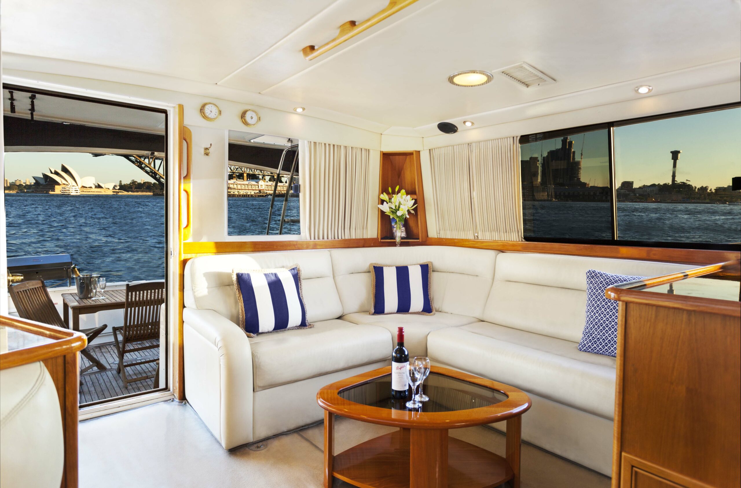Platinum Luxury Boat Hire Sydney