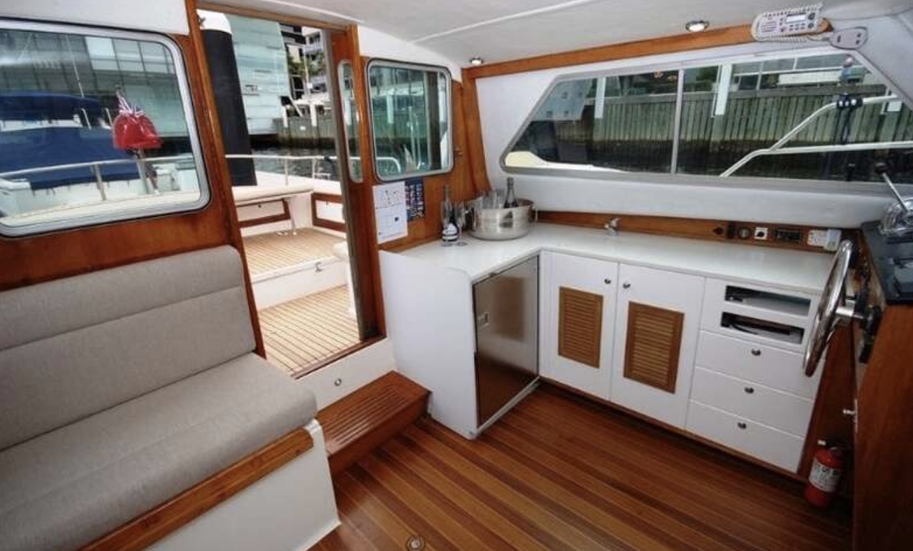 Salute Luxury Boat Hire Sydney