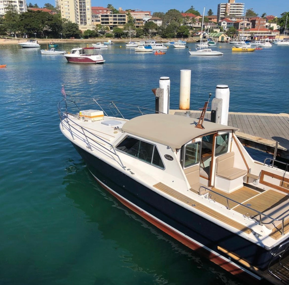 Salute Luxury Boat Hire Sydney