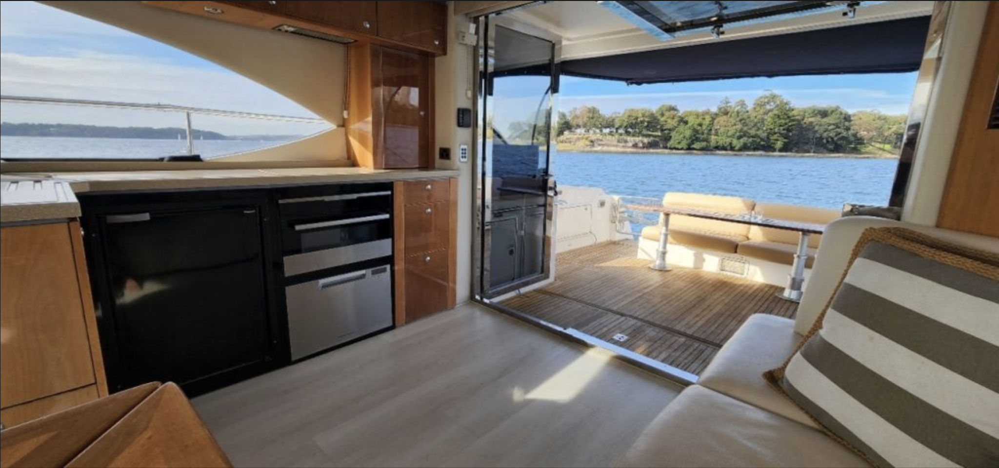 Seaduction Luxury Boat Sydney