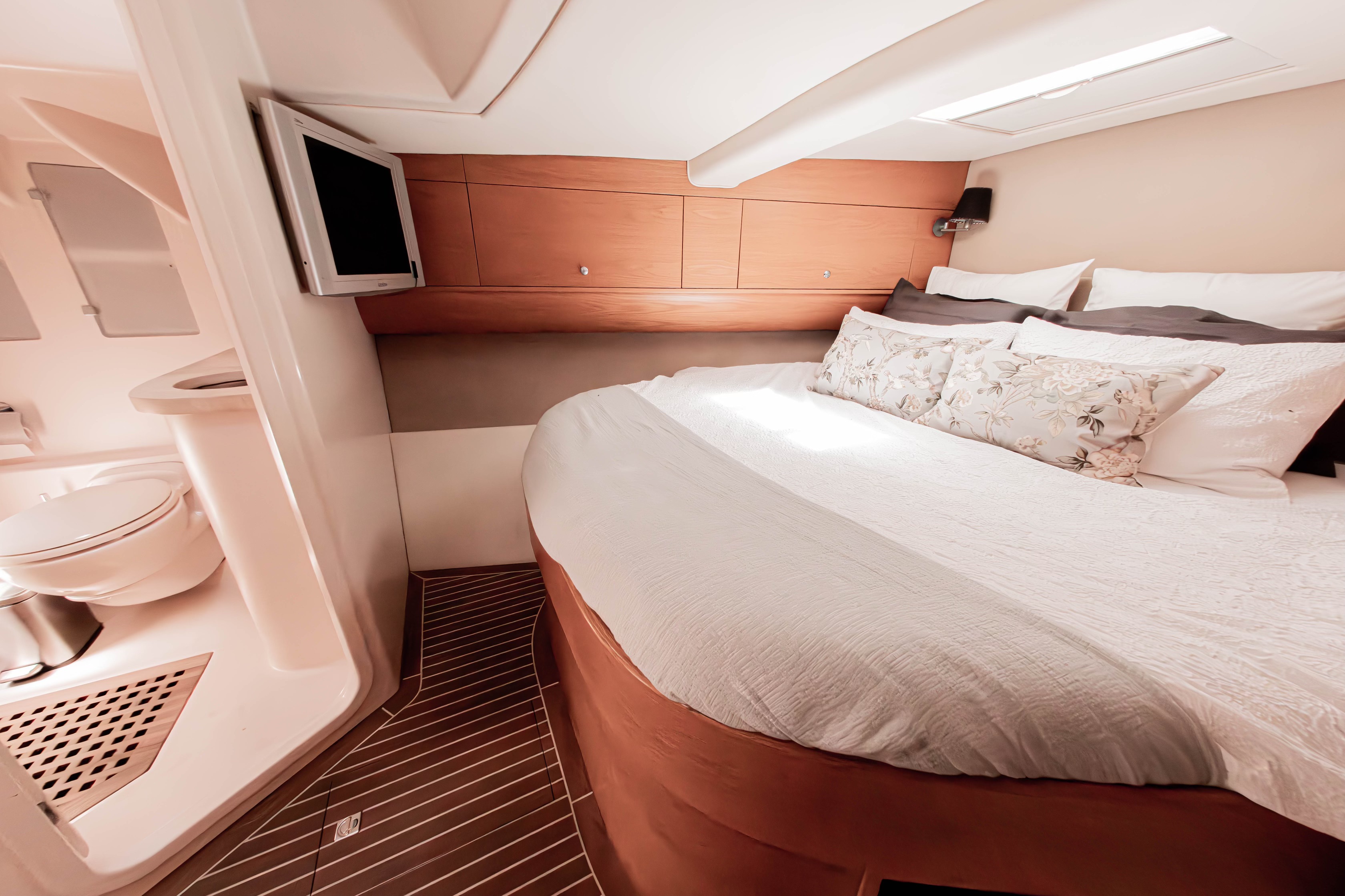 Sir Thomas Sopwith Sailing Boat Hire Sydney