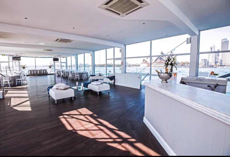 Starship Aqua Luxury Function Boat Hire Sydney