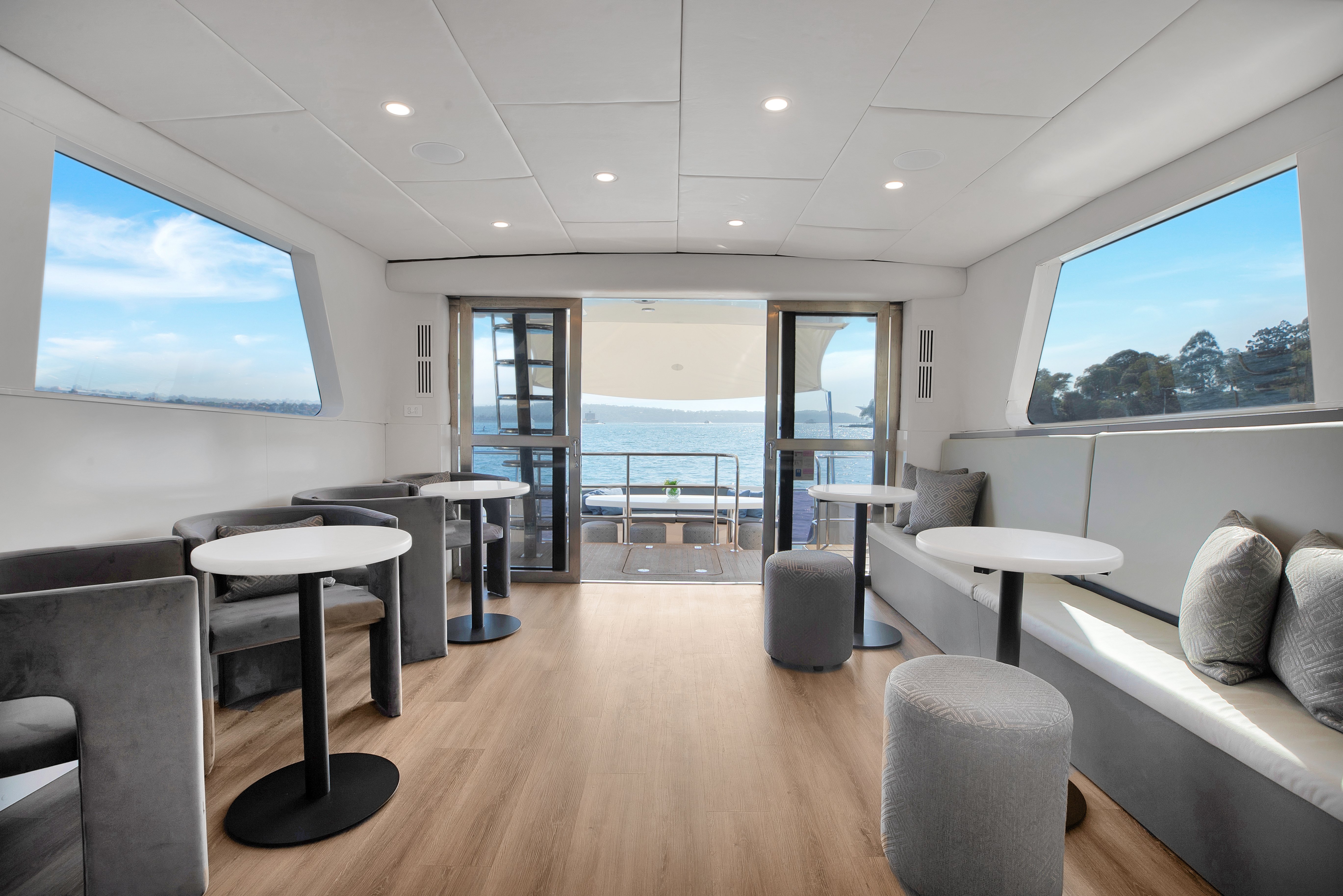 State Of The Art Luxury Yacht Hire Sydney