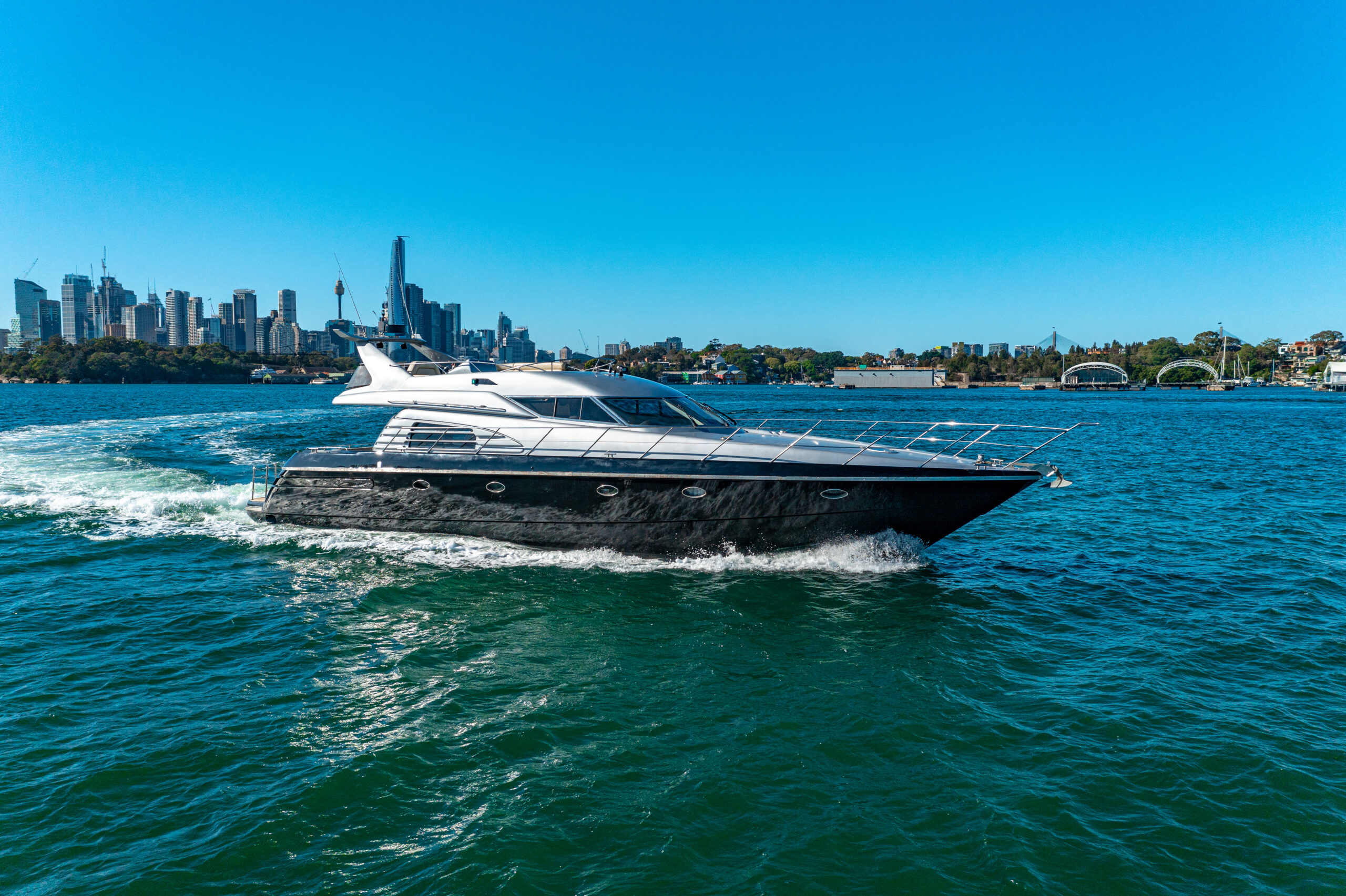 Sunseeker Luxury Boat Hire Sydney