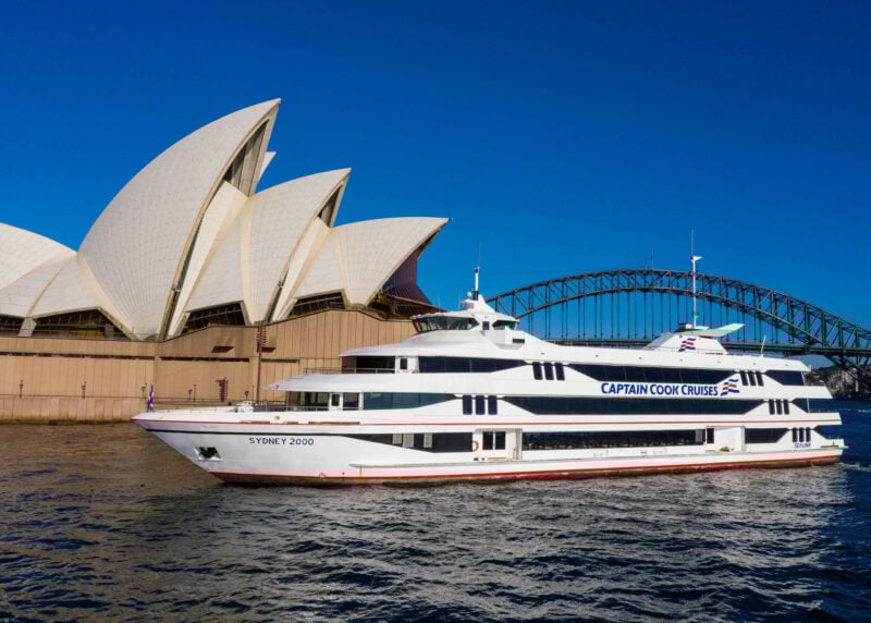 Sydney 2000 Luxury Function Boat Sydney