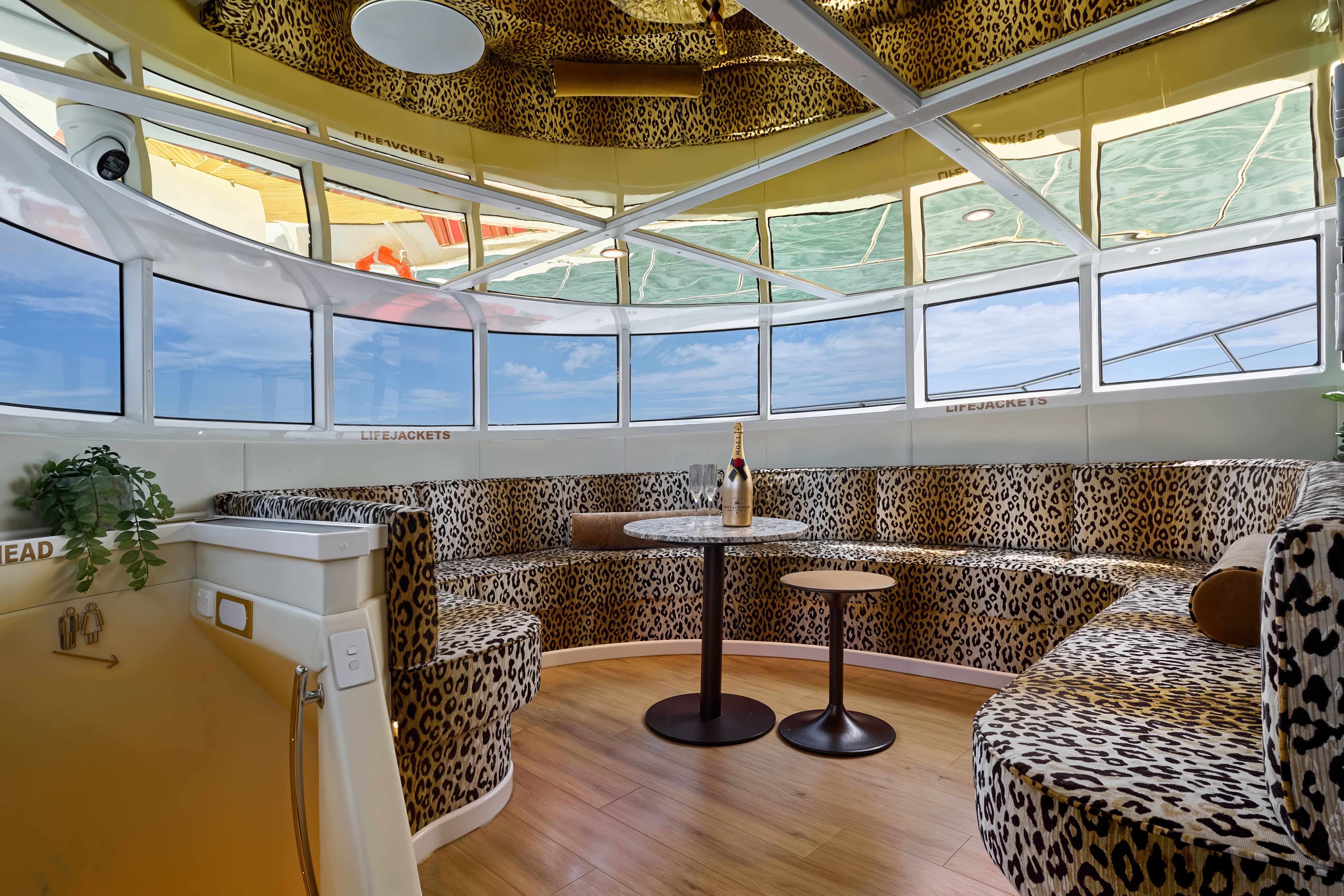 YOT Viva Luxury Yacht Sydney